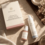 Coffret Anti-Âge Essentiels HOLIAĒ en mise en scène premium sur travertin