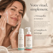 Application de la routine Double Nettoyage Visage HOLIAĒ en deux étapes