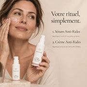 Application de la routine Duo Peau Lisse Rétinol-Like HOLIAĒ sur le visage