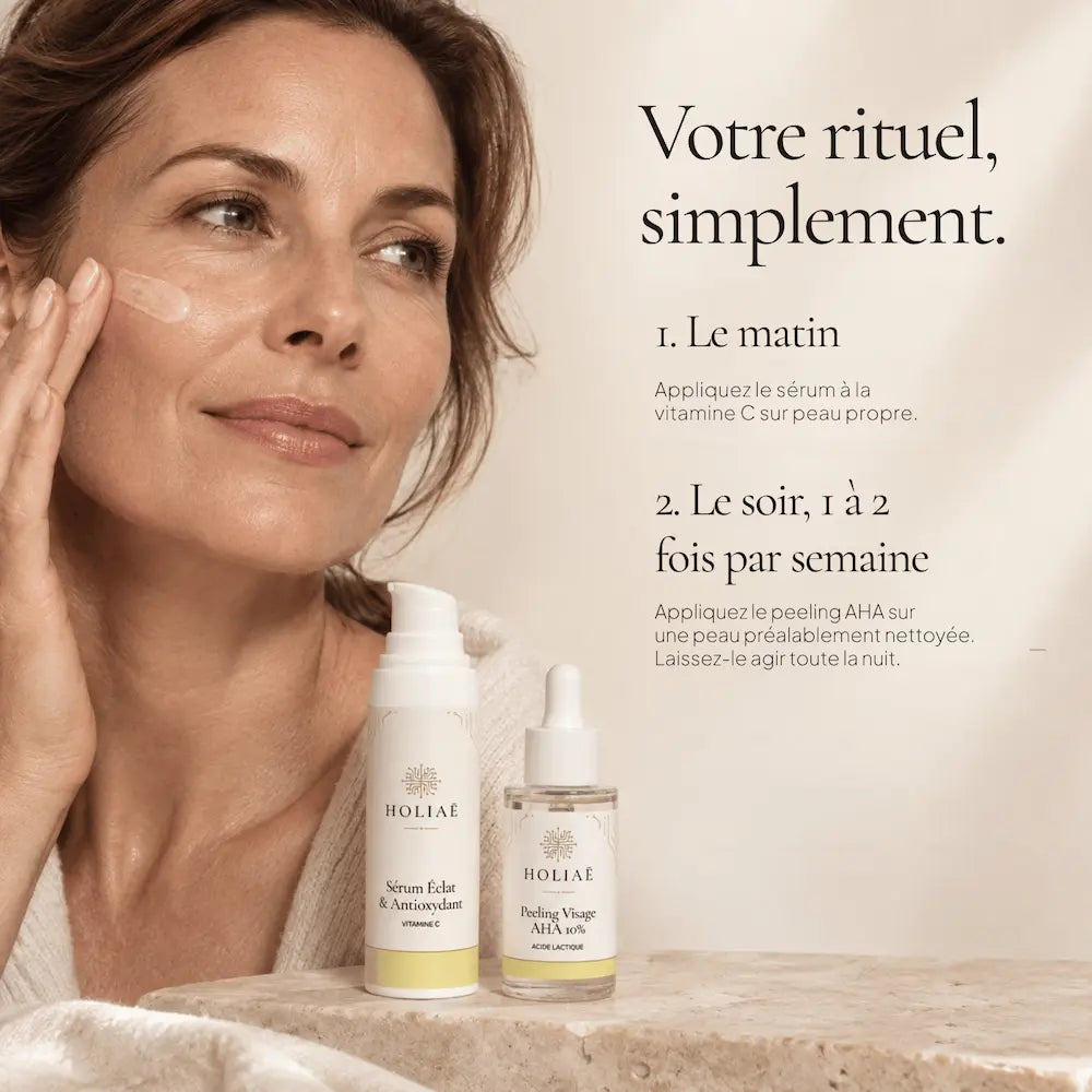 Utilisation du sérum Vitamine C et du peeling AHA 10 % HOLIAĒ selon leur rythme d’application