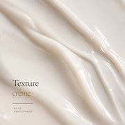 Texture nourrissante de la Crème de Nuit Apaisante Peaux Sensibles HOLIAĒ en macro
