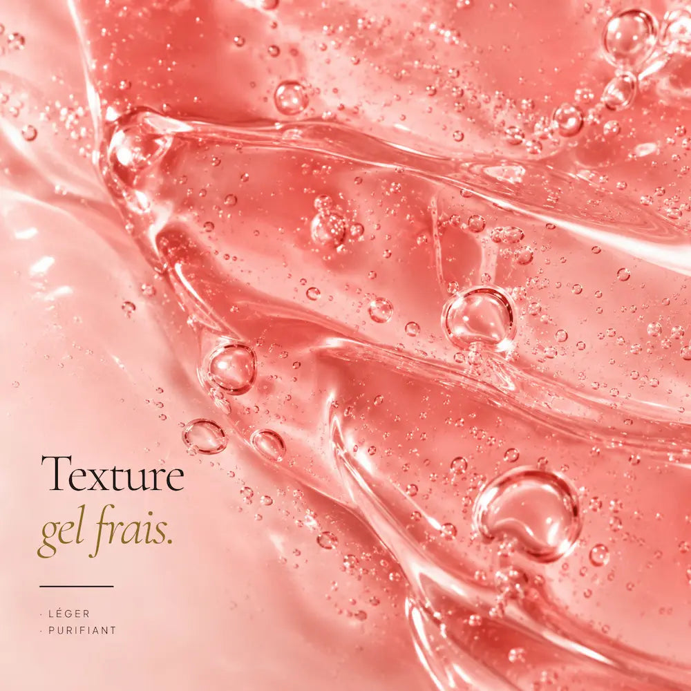 Texture gel moussante du Gel Nettoyant Visage Hydratant & Éclat HOLIAĒ en macro