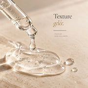 Texture gel légère du Sérum Microbiome Hydratant & Rééquilibrant HOLIAĒ en macro