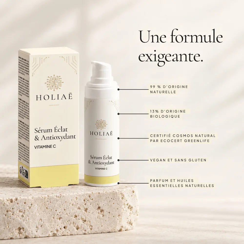 Sérum Vitamine C HOLIAĒ et étui avec engagements qualité et certification COSMOS NATURAL