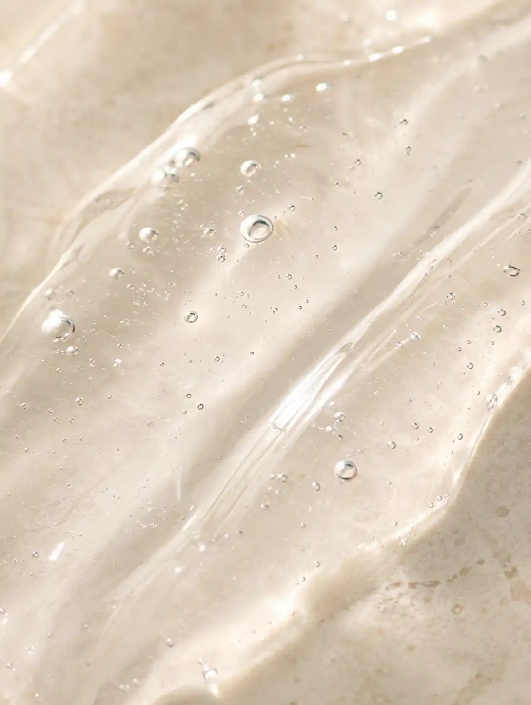 Peeling Visage AHA 10% à l’Acide Lactique HOLIAĒ – texture du soin