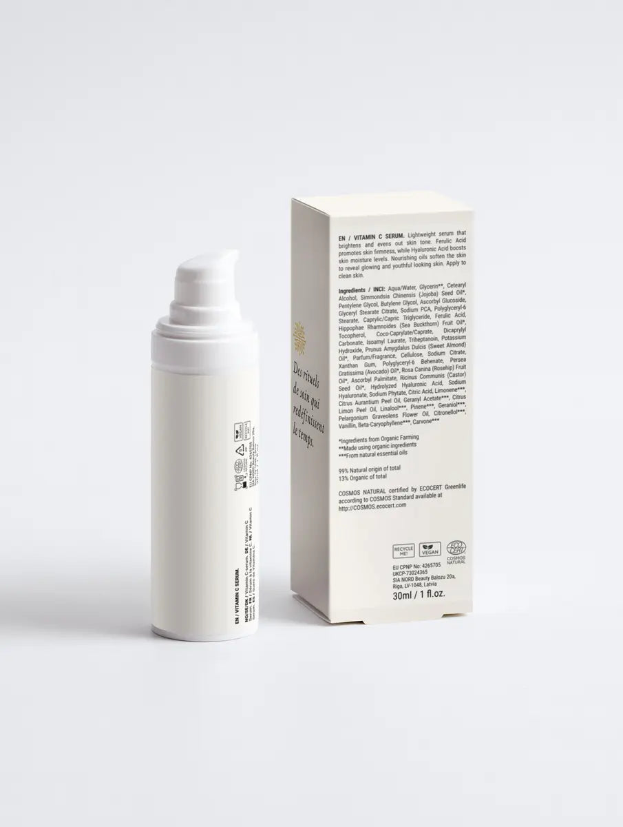 Flacon du sérum vitamine C Holiaē avec emballage, présentation minimaliste