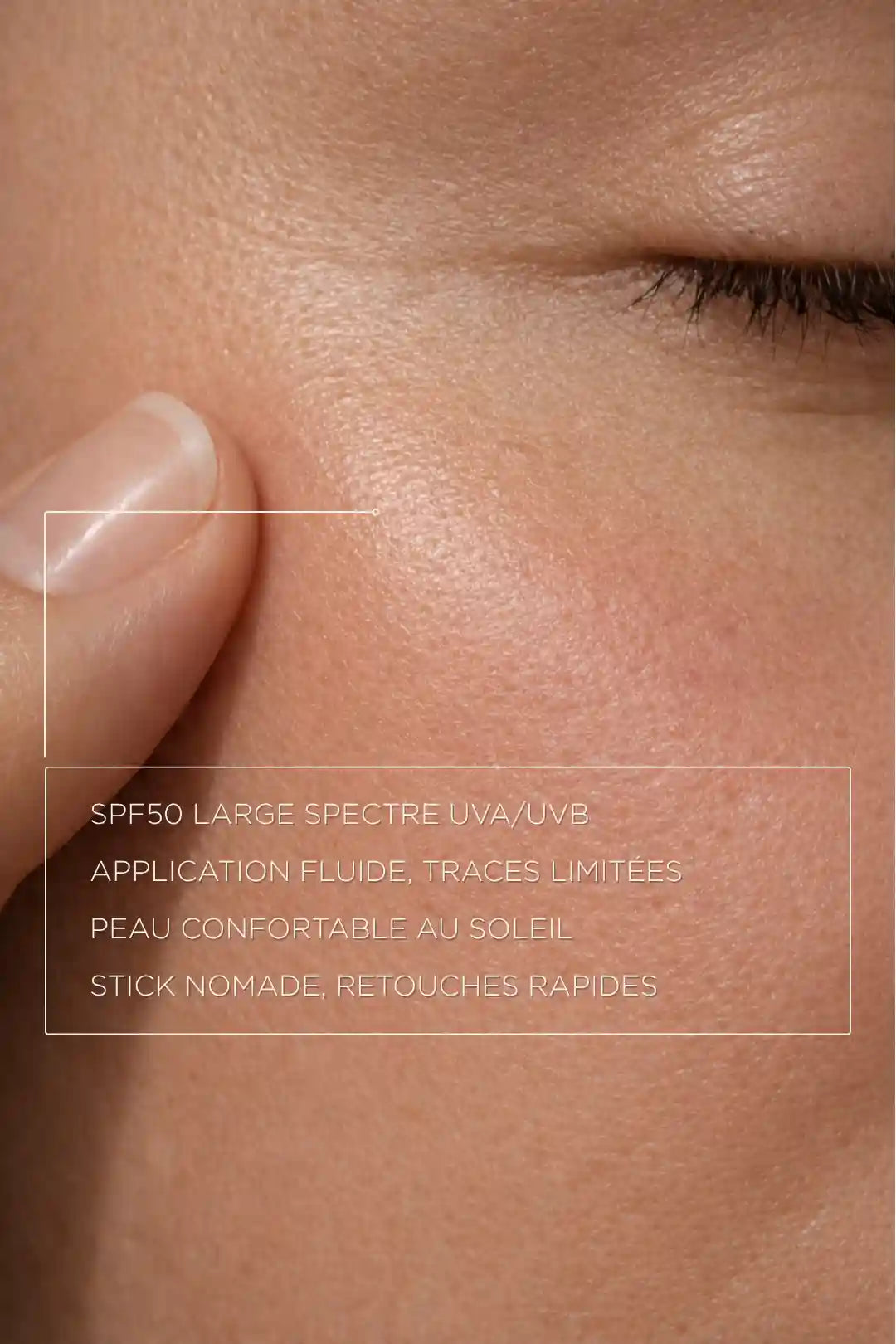 Résultat du stick solaire minéral SPF50 avec peau protégée, confortable et sans traces